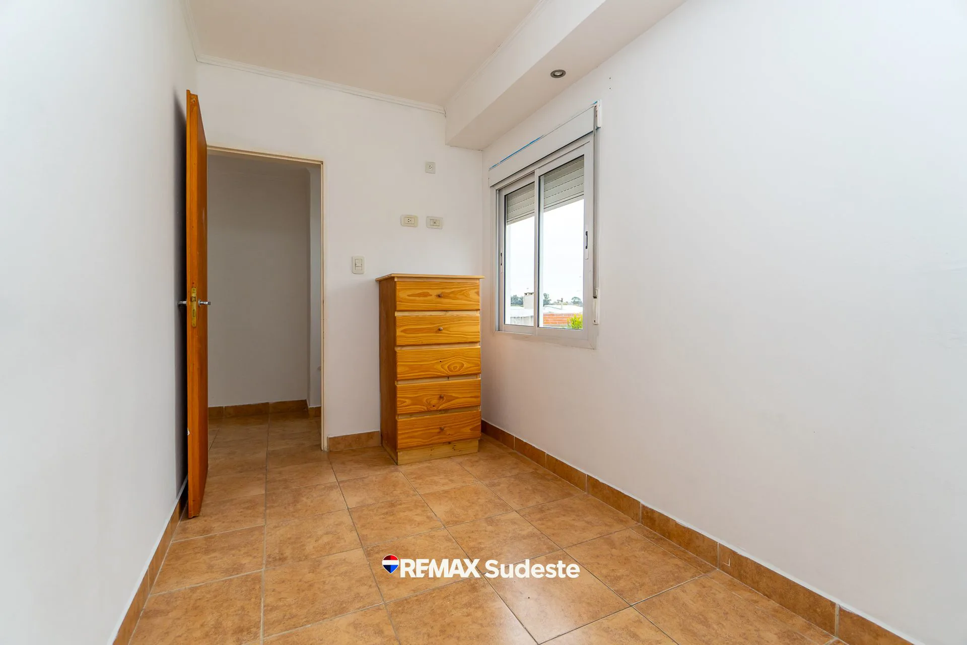 CASA EN VENTA 3 DORMITORIOS, APTA CREDITO foto 4