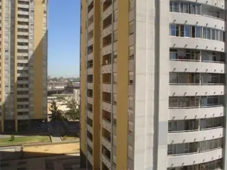 Venta de Departamento de tres ambientes en Avellaneda foto 1