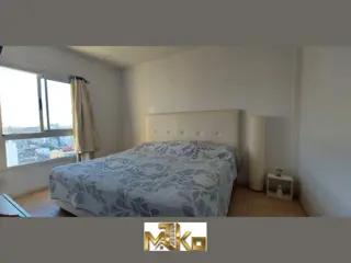 Piso alto | 3 dormitorios | Balcón aterrazado | Cochera | Baulera foto 2