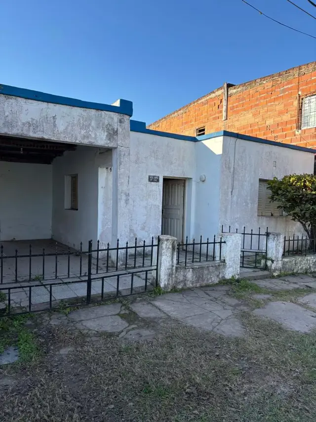 Se Vende Casa en Barrio Este