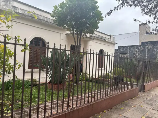 Se VENDE propiedad dentro de bv. en Reconquista.