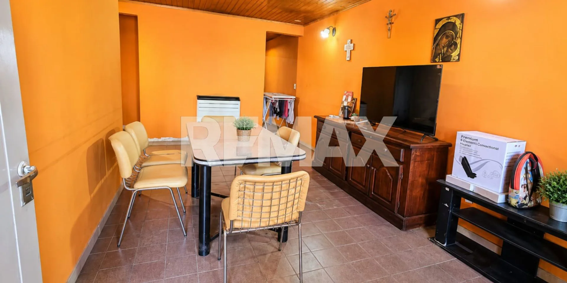 VENTA CASA BARRIO MERCANTILES CIPOLLETTI foto 2