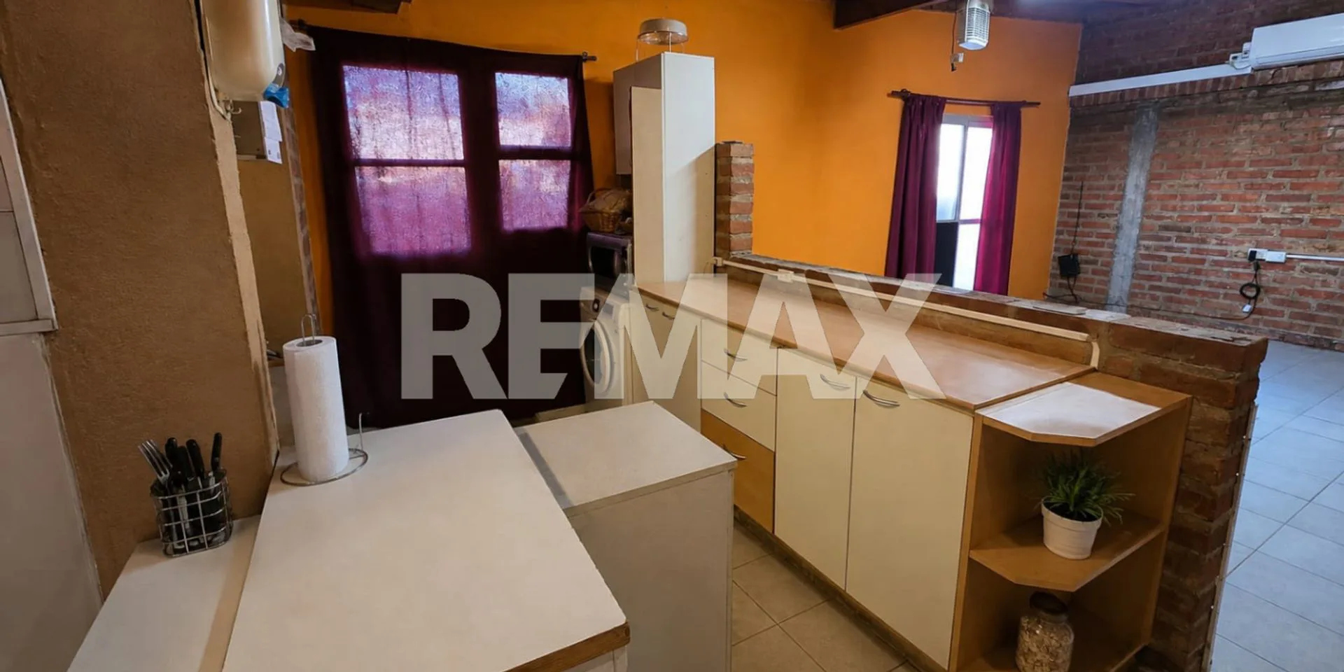 VENTA CASA BARRIO MERCANTILES CIPOLLETTI foto 4