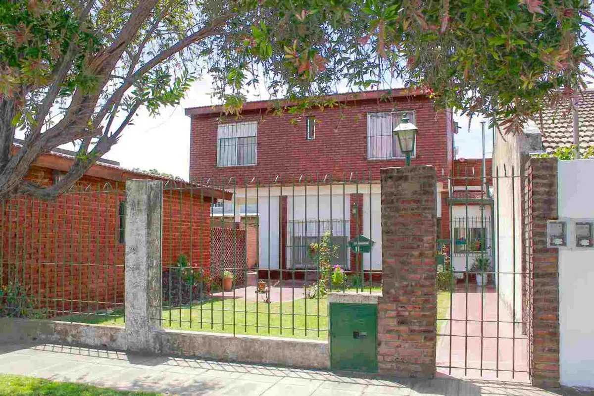 VENTA CASA MAS DEPTO  FINANCIAMIENTO DIRECTO foto 2