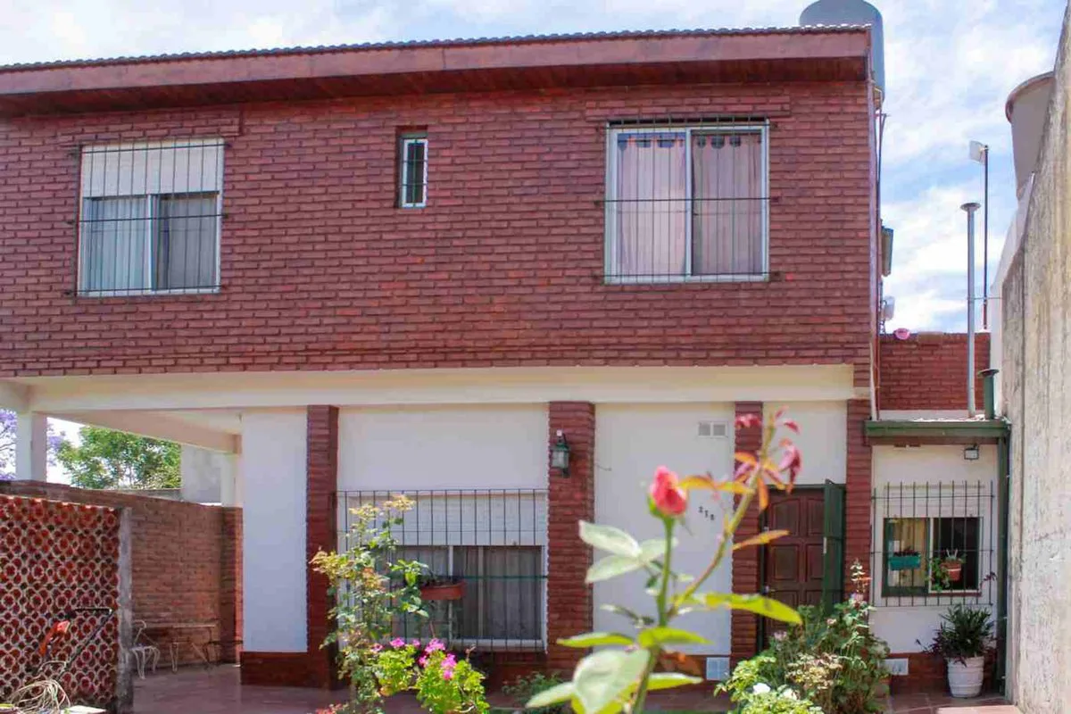 VENTA CASA MAS DEPTO  FINANCIAMIENTO DIRECTO foto 4