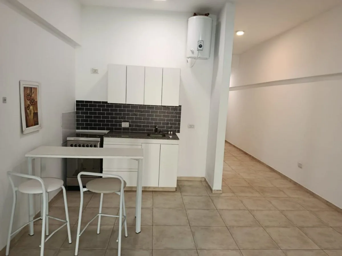 DEPTO 2 AMB EN VENTA EN PILAR CON JARDIN Y COCHERA foto 5