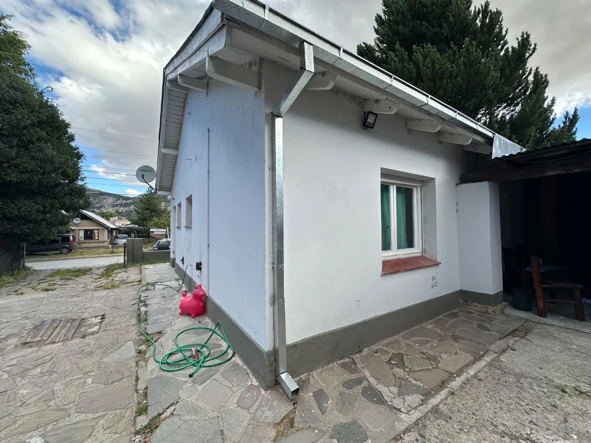 Casa 3 ambientes sobre Calle Don Bosco, Esquel foto 3