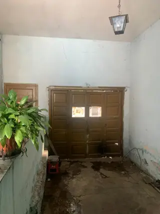 VENTA - CASA ANTIGUA A REFACCIONAR - SAN LUIS 731 foto 2
