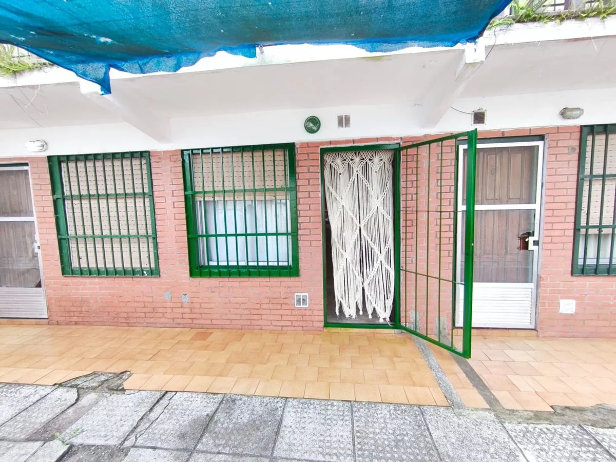 VENTA TRIPLEX EN SANTA TERESITA foto 2