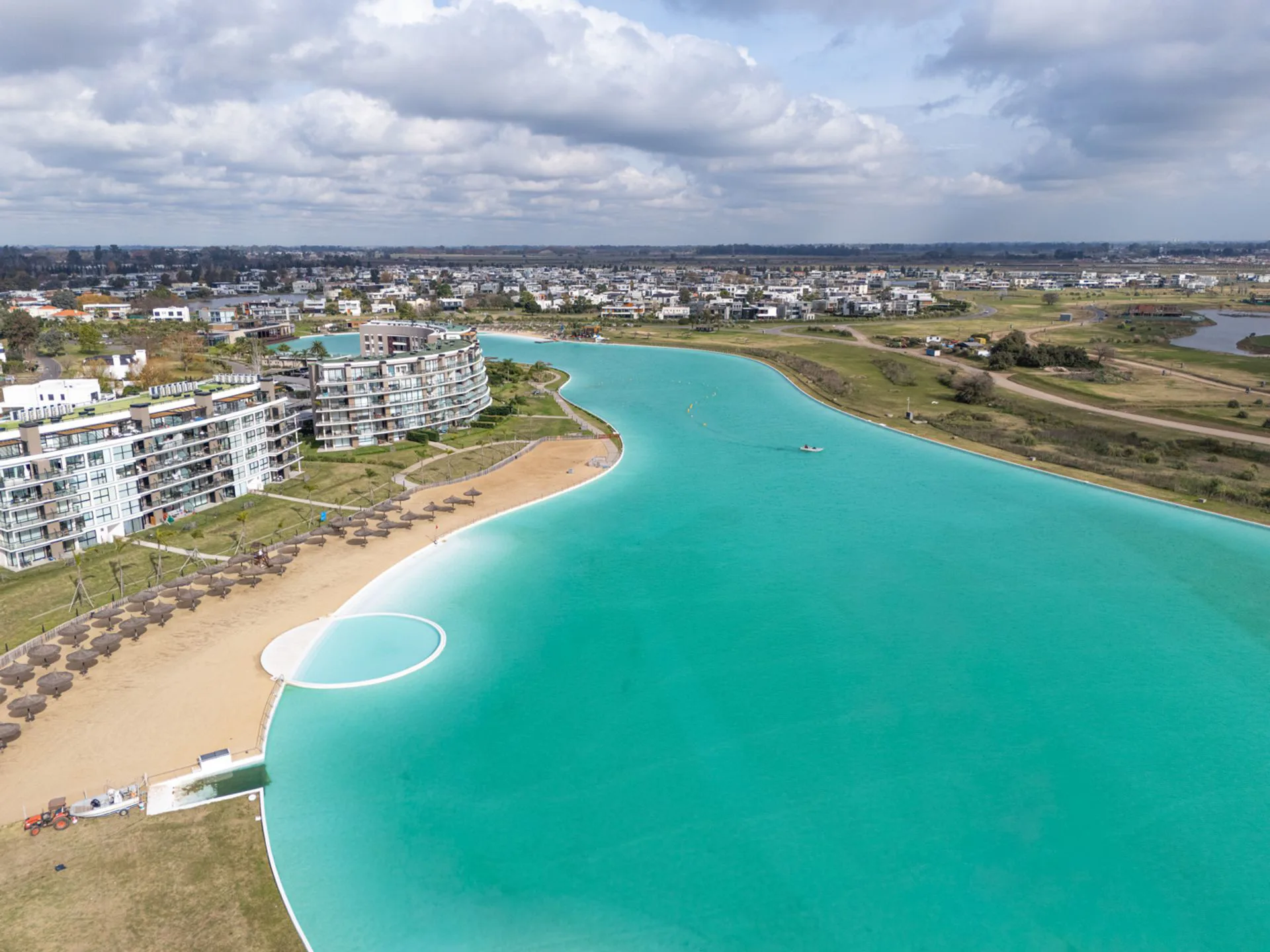 LOTE EN VENTA EN TERRALAGOS CRYSTAL CANNING foto 3