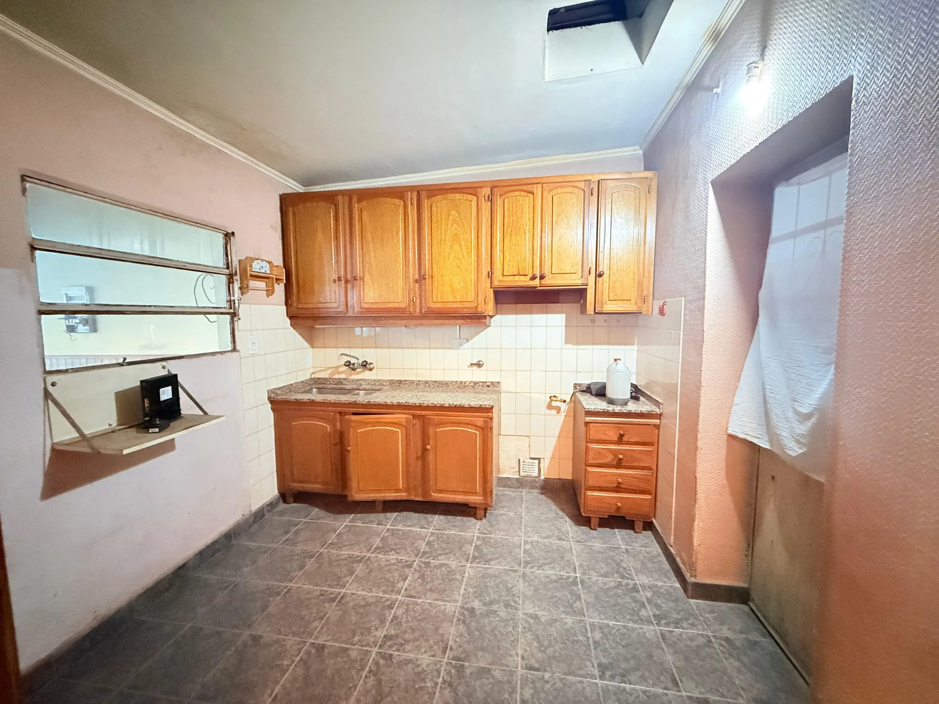 SE VENDE CASA MAS DEPARTAMENTO INTERNO foto 4