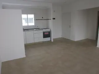 Precioso semipiso de 2 amb amplios a estrenar! foto 2