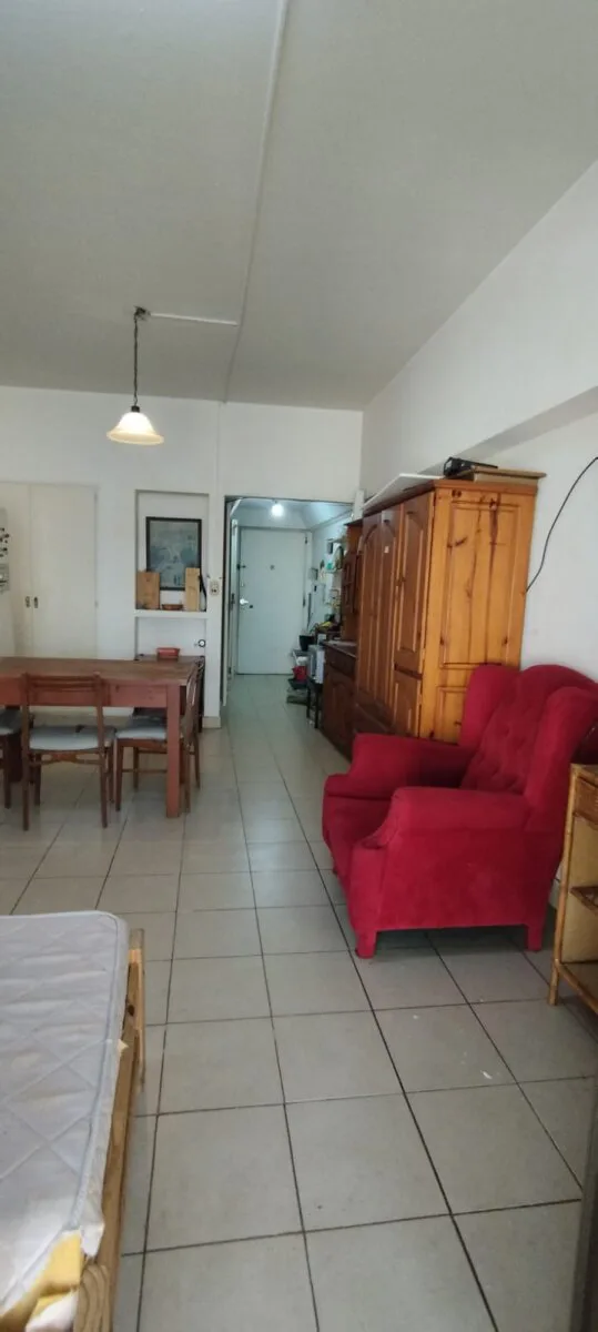 Alquiler de Dos ambientes en el centro muy luminoso foto 4