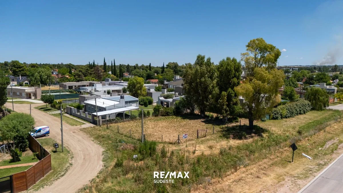 VENTA LOTE B° PATAGONIA LLANKETRUZ Y AV CIRCUNVAL foto 3