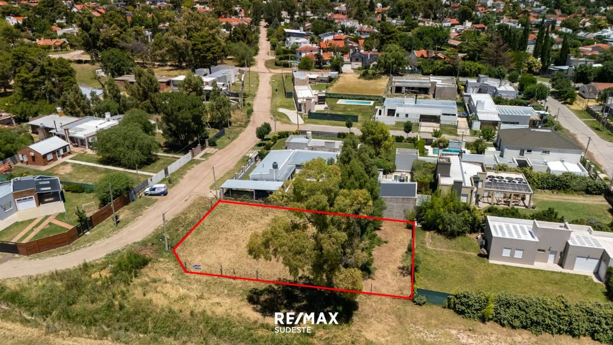 VENTA LOTE B° PATAGONIA LLANKETRUZ Y AV CIRCUNVAL foto 5