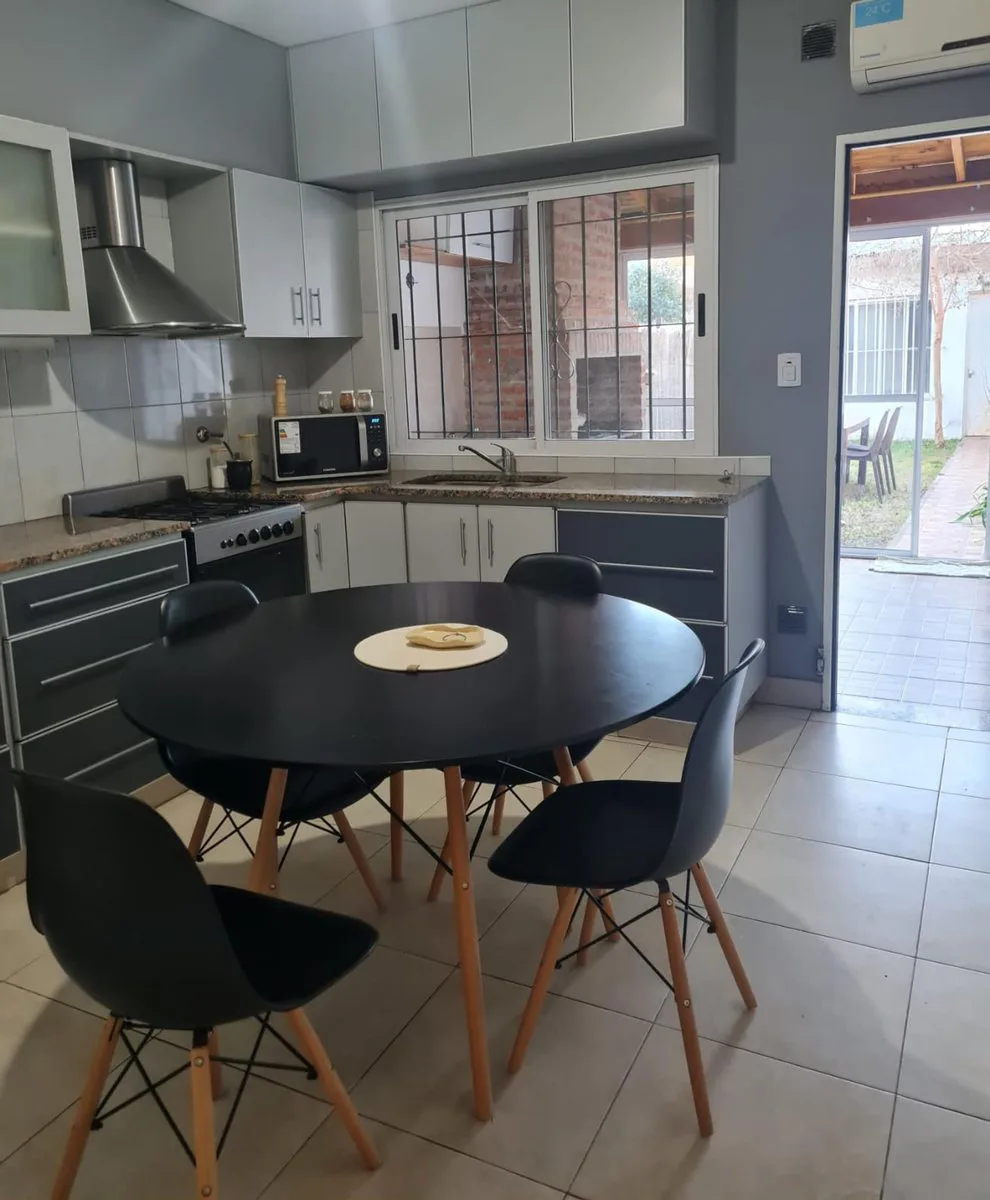 Venta de Dúplex, 5 ambientes, Hurlingham. foto 2