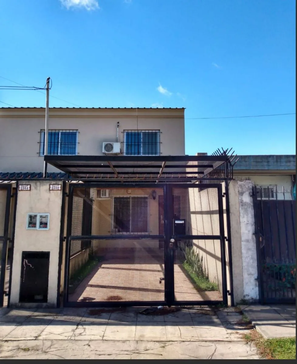 Venta de Dúplex, 5 ambientes, Hurlingham. foto 5