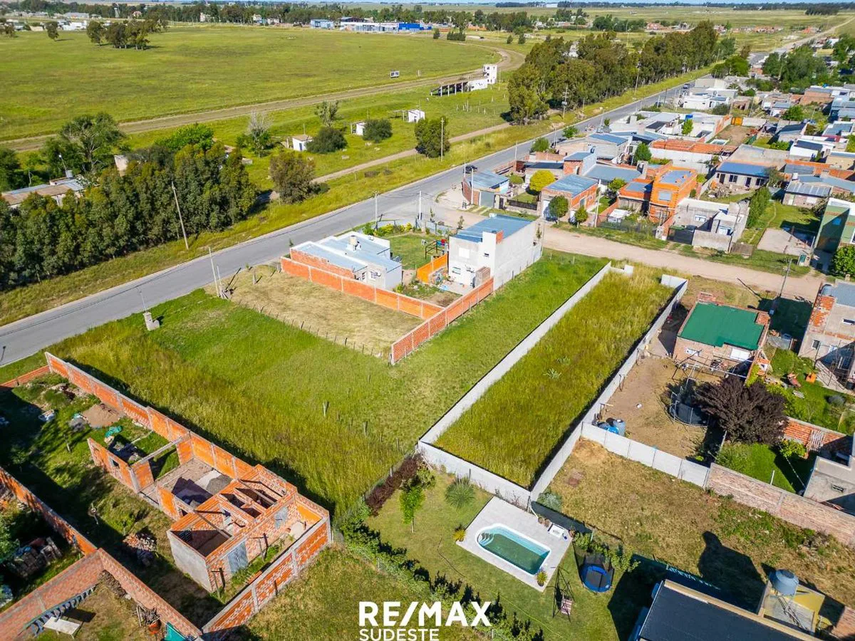 Excelente lote en Villa Hipodromo foto 5