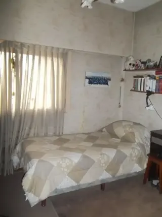 Hurlingham: Importante propiedad en Avenida Vergara. foto 4