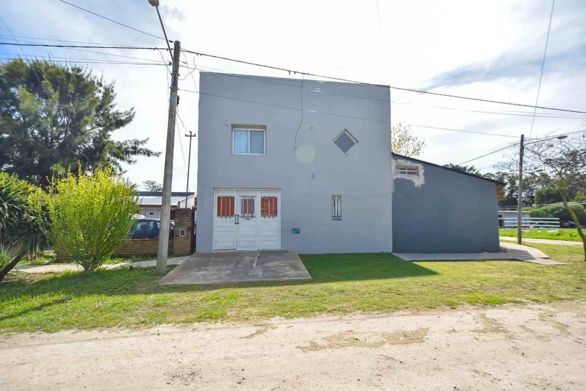 VENTA CASA 4 AMB MAS QUINCHO APTO CREDITO foto 3
