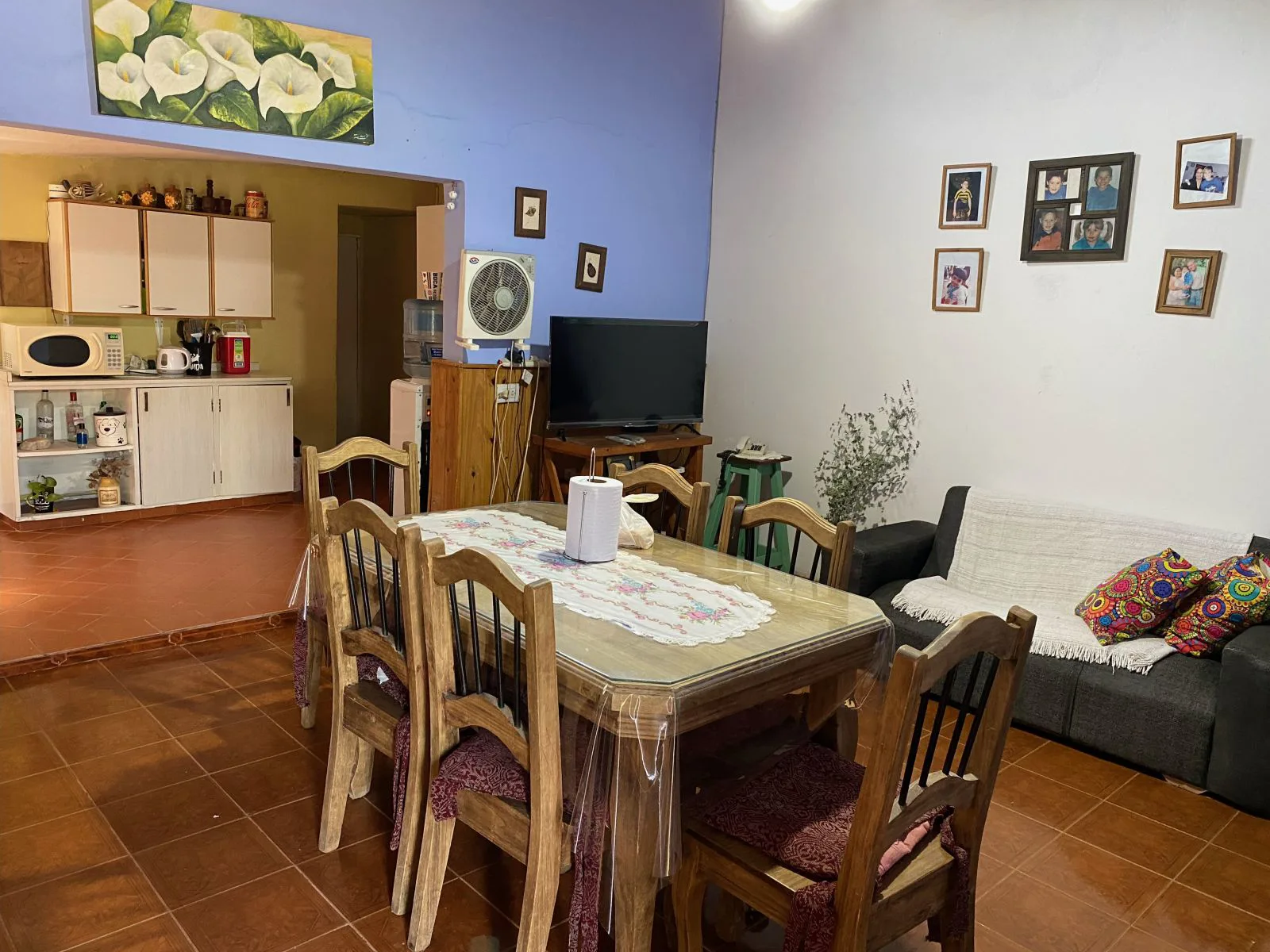 Ideal Para Inversión Casa al Frente, Departamentos Atrás foto 3