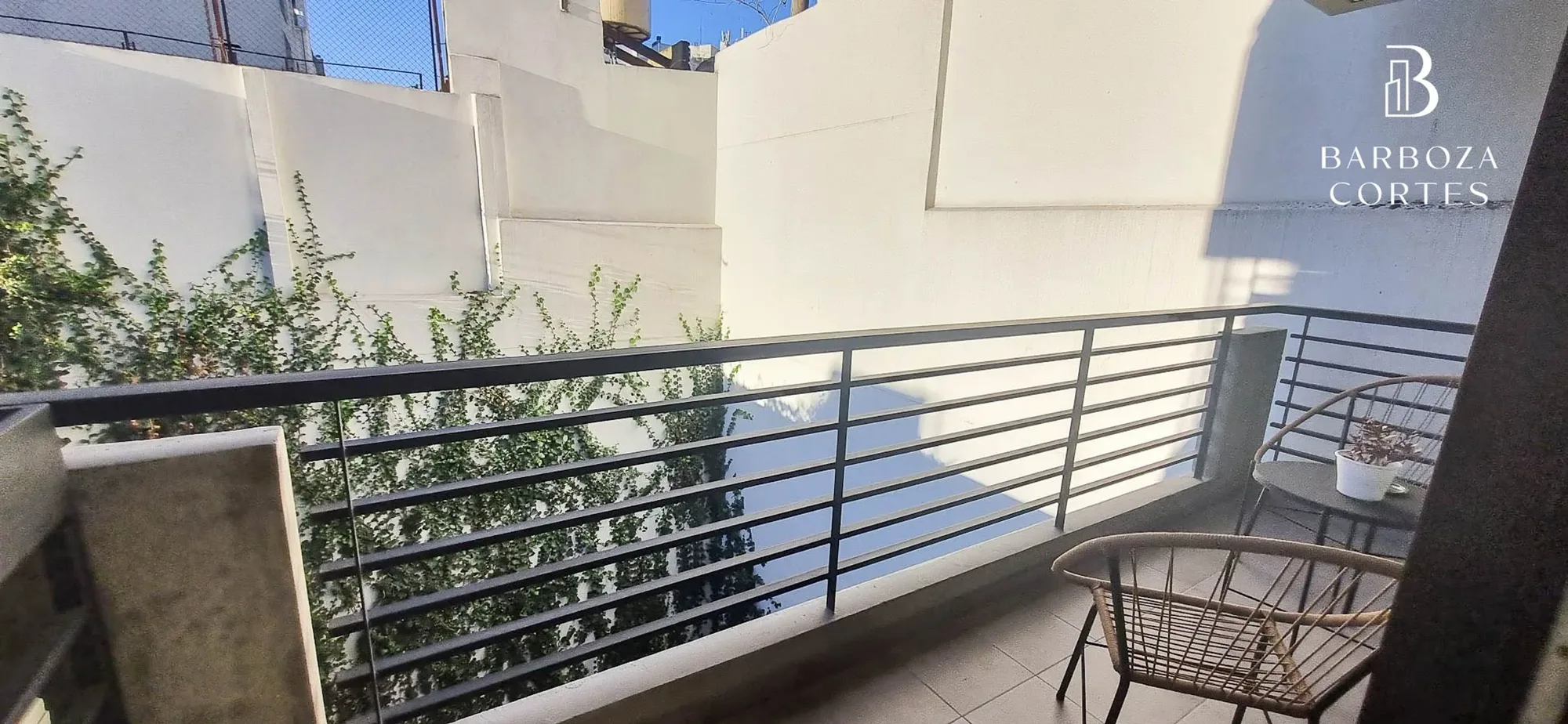 Studio apartment in Palermo – photo 3 of 18