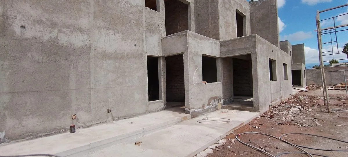 VENTA DÚPLEX 3 DORMITORIOS EN LUJAN DE CUYO foto 2