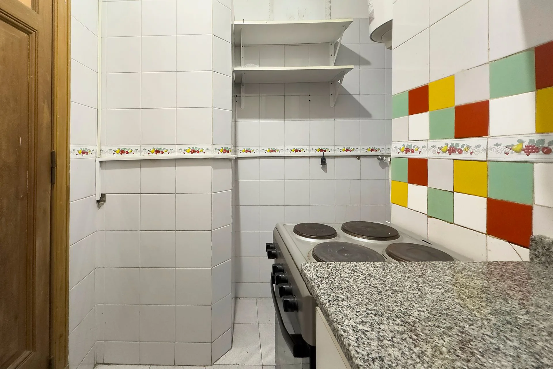 Dos ambientes, ideal inversor,al frente, de estilo foto 5