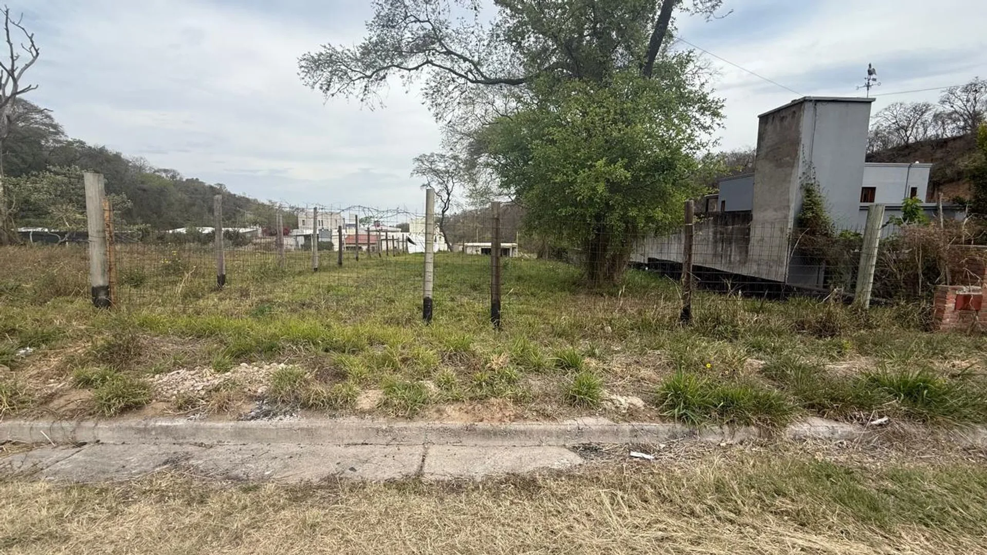 VENTA TERRENO 600 M2 LOTEO LAS MORAS foto 4
