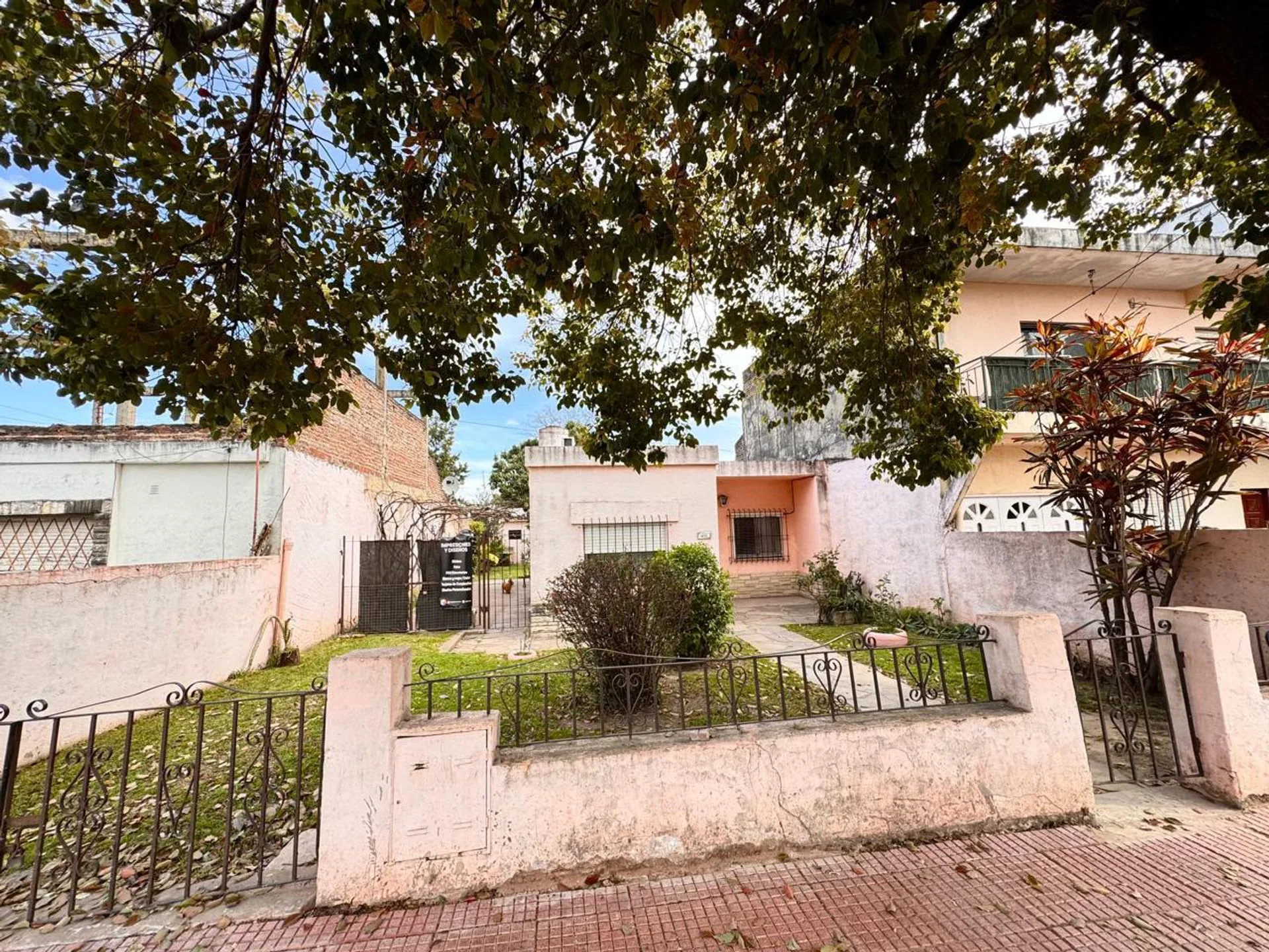 Casa en venta -Centro  La Paloma- Talar foto 2