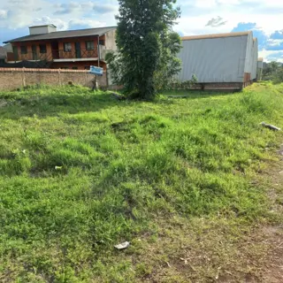 GUIDEK STASIUK PROPIEDADES VENDE TERRENO EN AVENIDA foto 3
