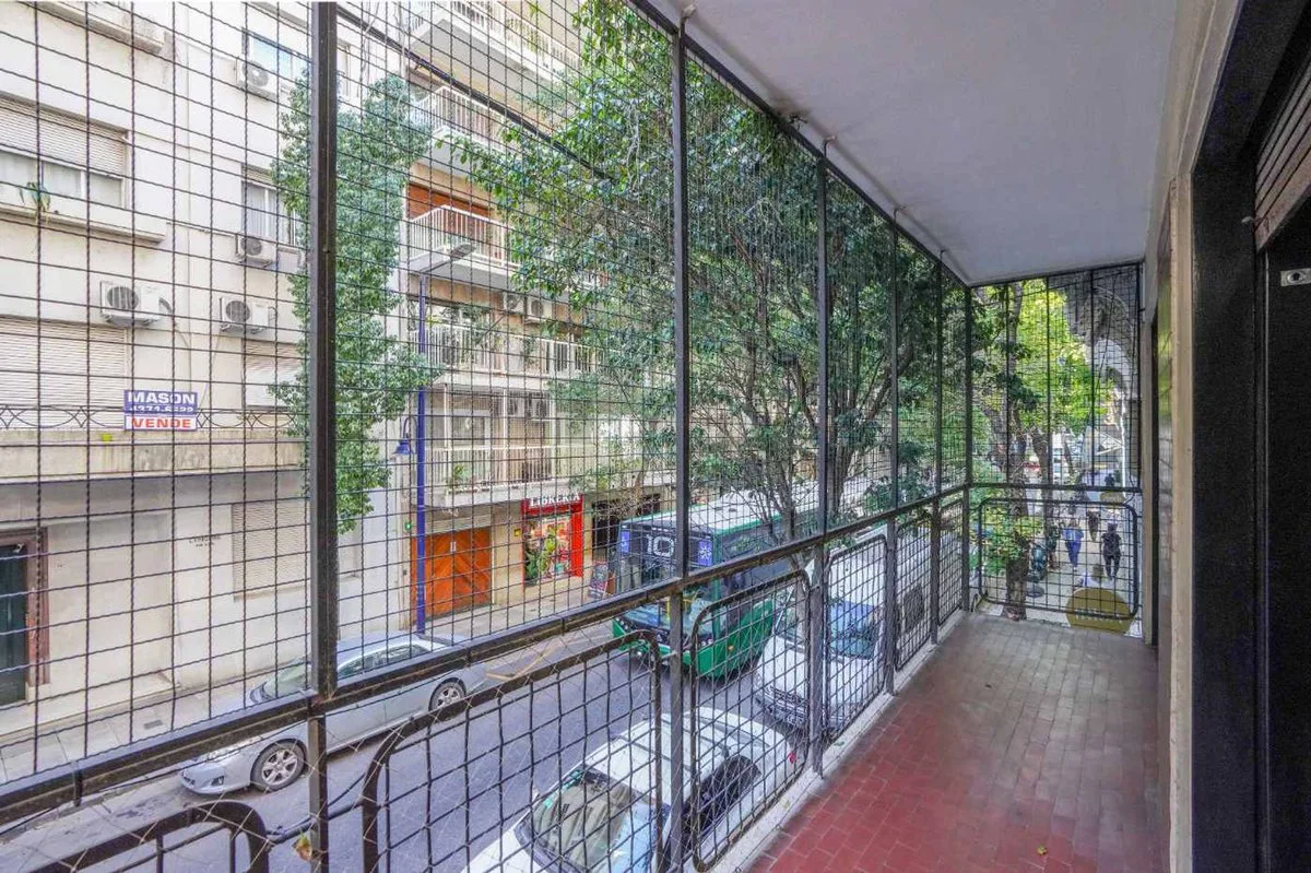 VENTA SEMIPISO RECOLETA BALCON PATIO PERMUTA foto 2