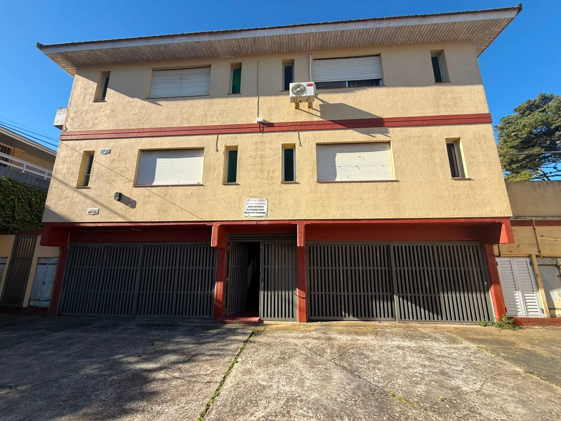 VENTA DEPARTAMENTO 3 AMBIENTES COCHERA GESELL foto 3