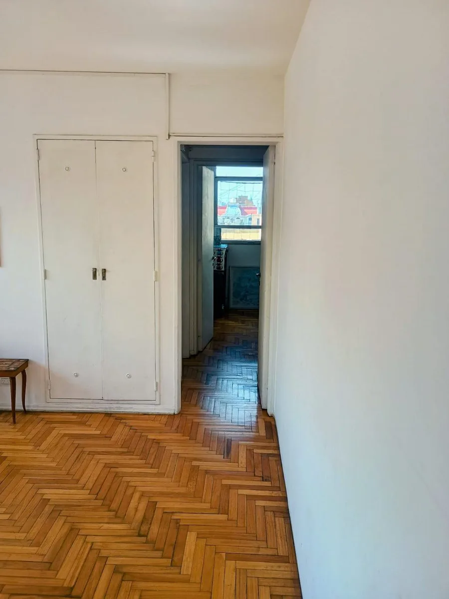 VENTA depto 3 amb Apto Prof, muy luminoso foto 3