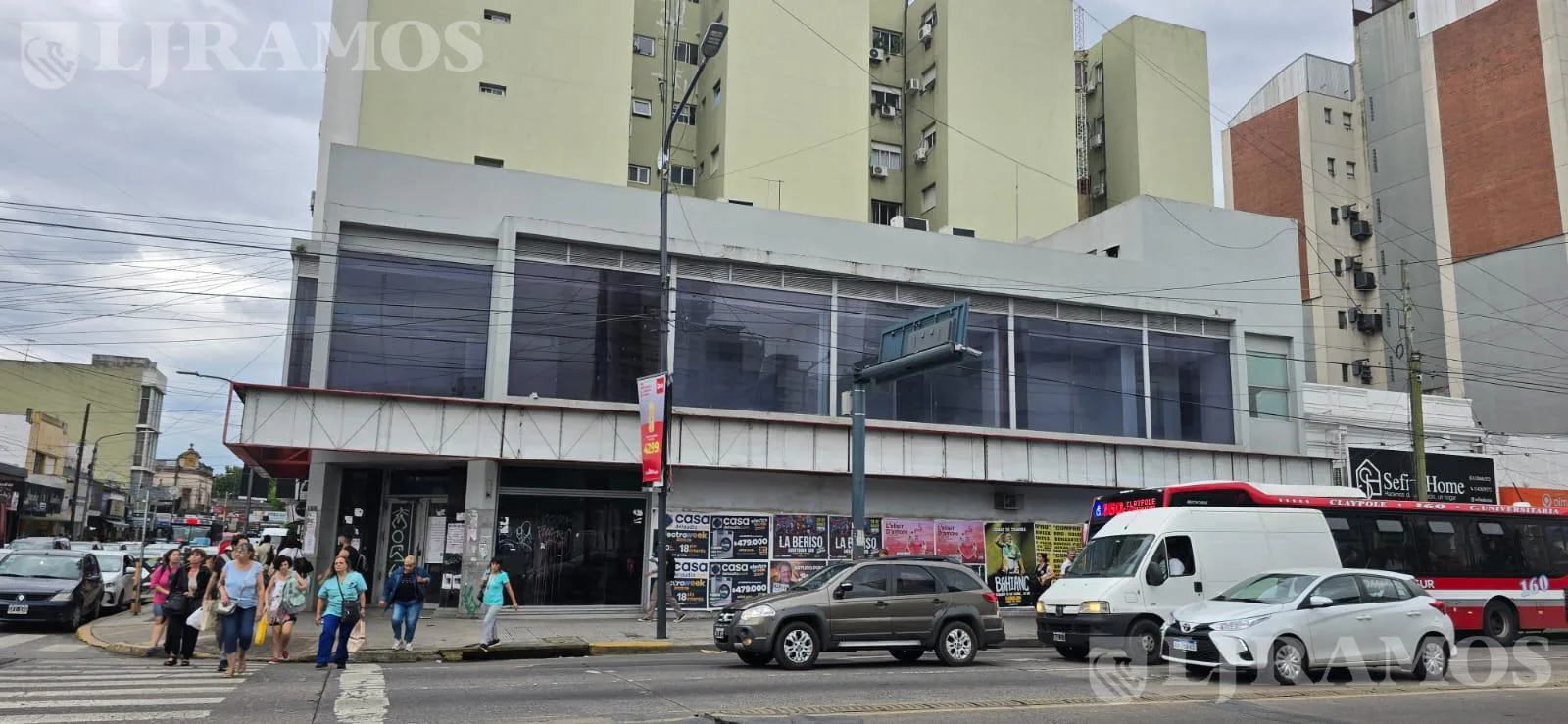 Local en Banfield foto 2