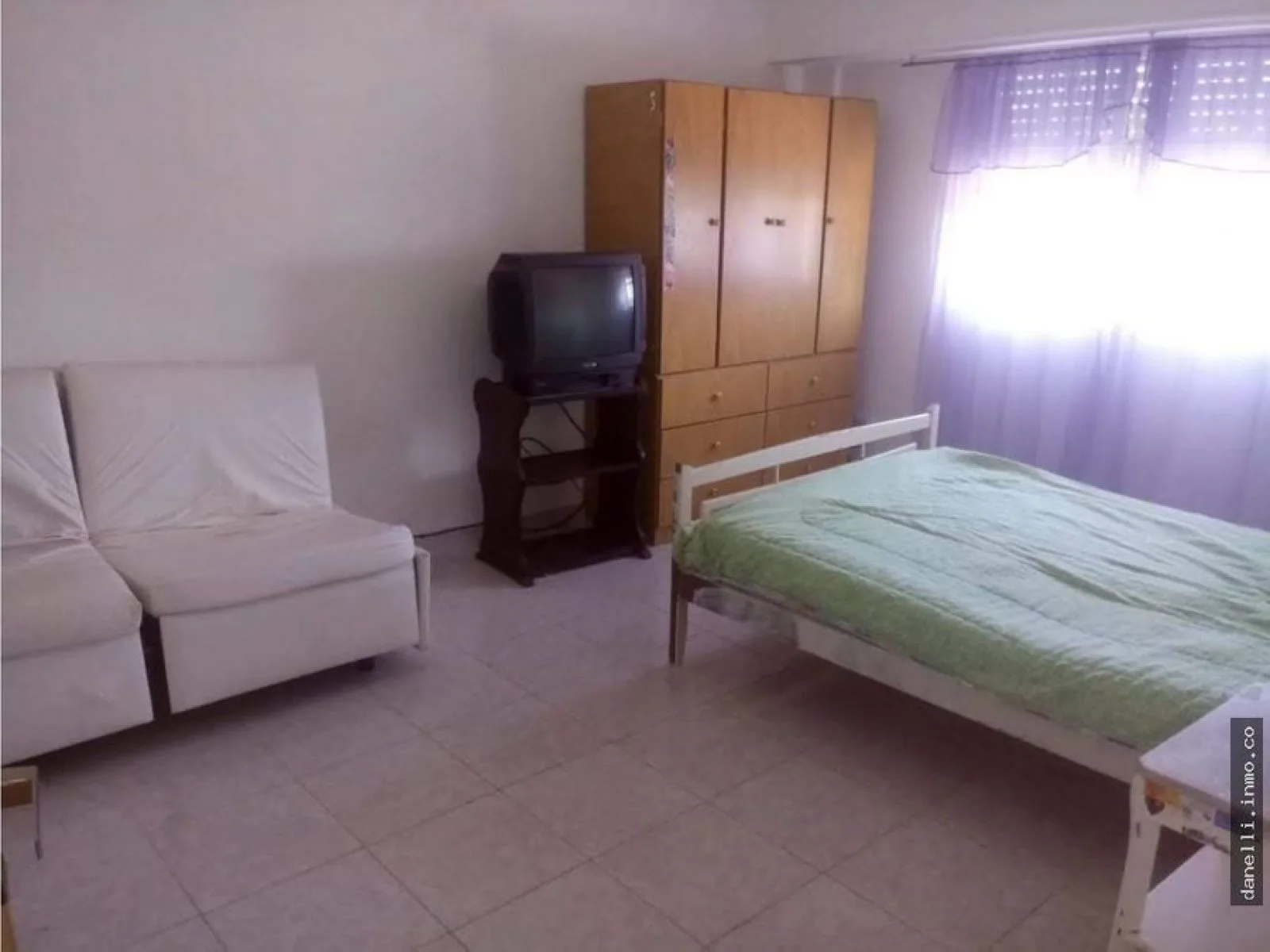 Alquiler temporario casa 4 ambientes Miramar. Barrio las Palmas foto 4