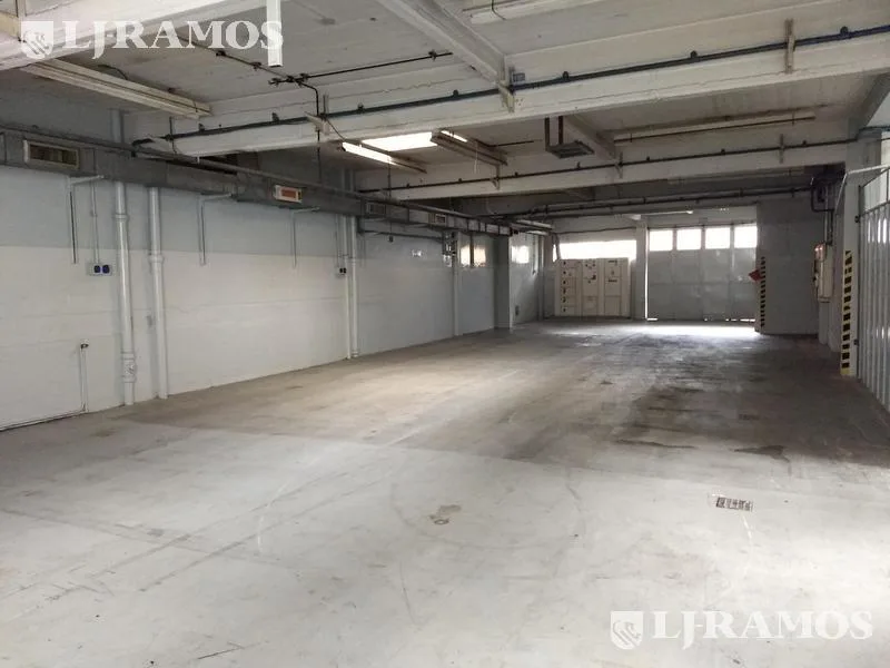 Depósito en Alquiler y Venta en Villa Martelli foto 4