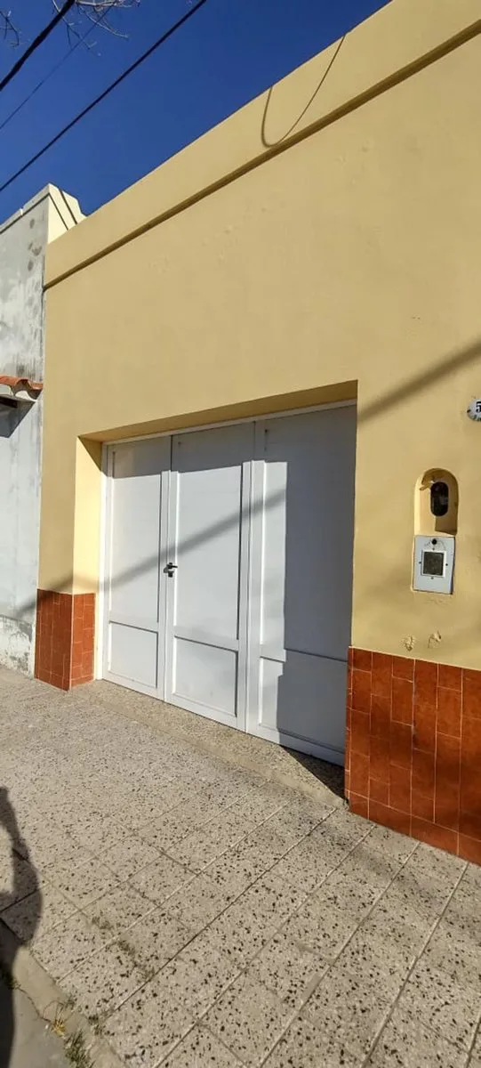 CASA EN VENTA DE 3 DORMITORIOS EN SAN JMO NORTE foto 3
