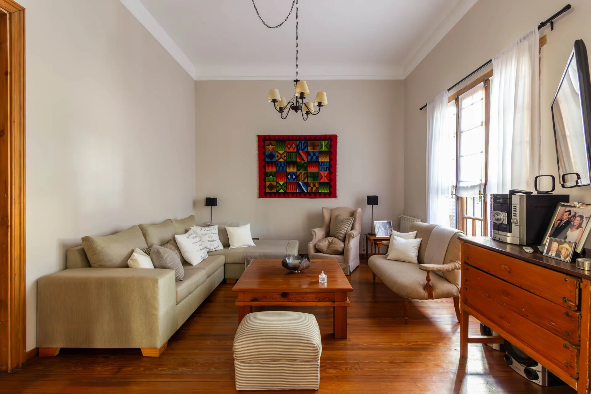 VENTA Casa 400m2 terreno Pileta/Jardín Martínez foto 4