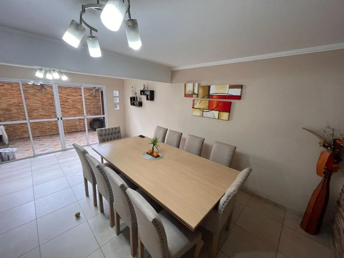 VENTA CASA PH  3 AMB MORON BARRIO LUZ Y FUERZA foto 2
