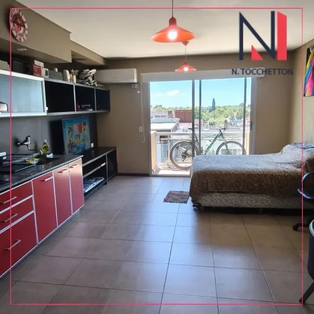 Venta Monoamb amplio en el centro de Castelar Norte