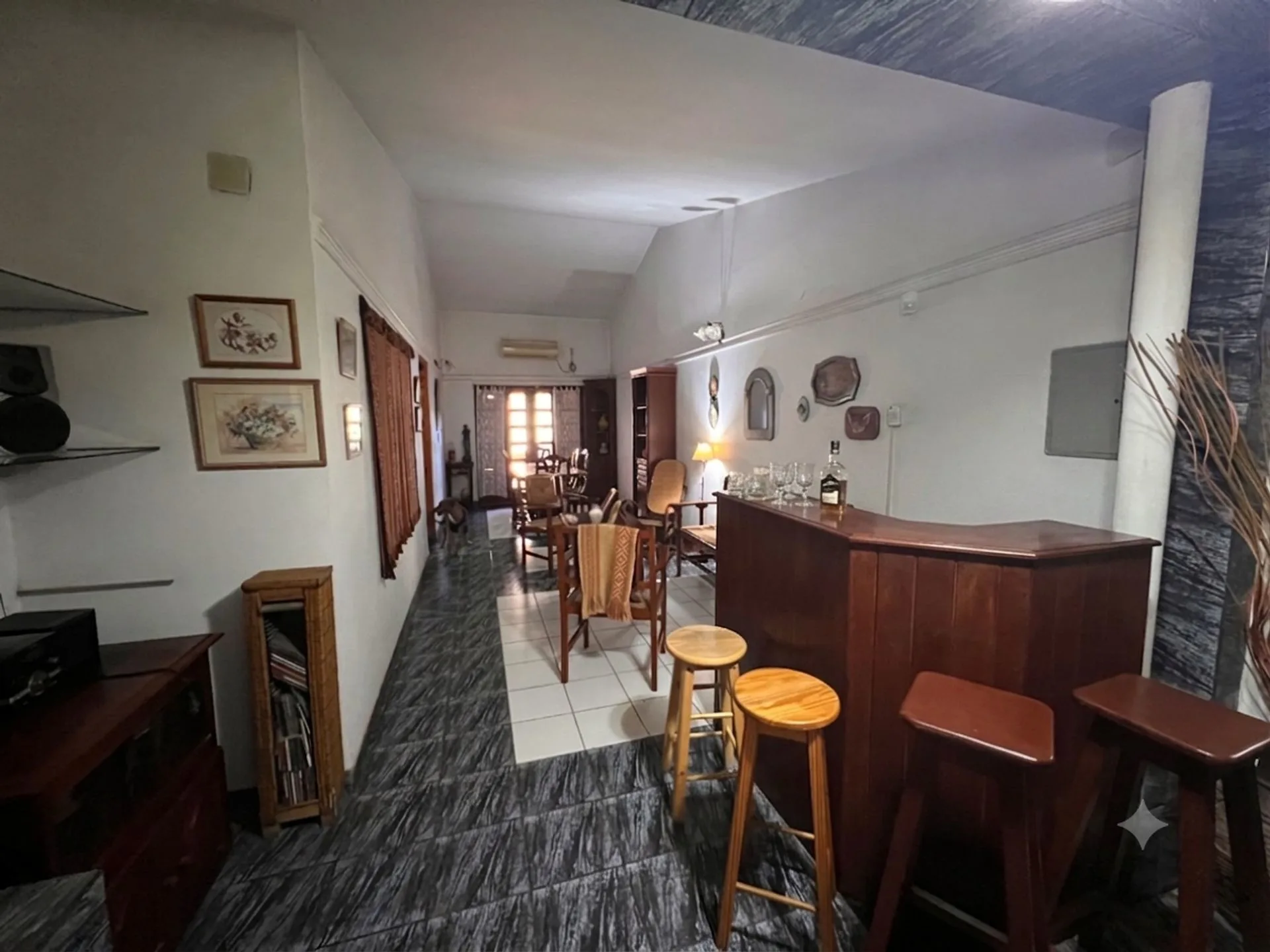 VENTA Casa 3 Dorm con Cochera Doble foto 4