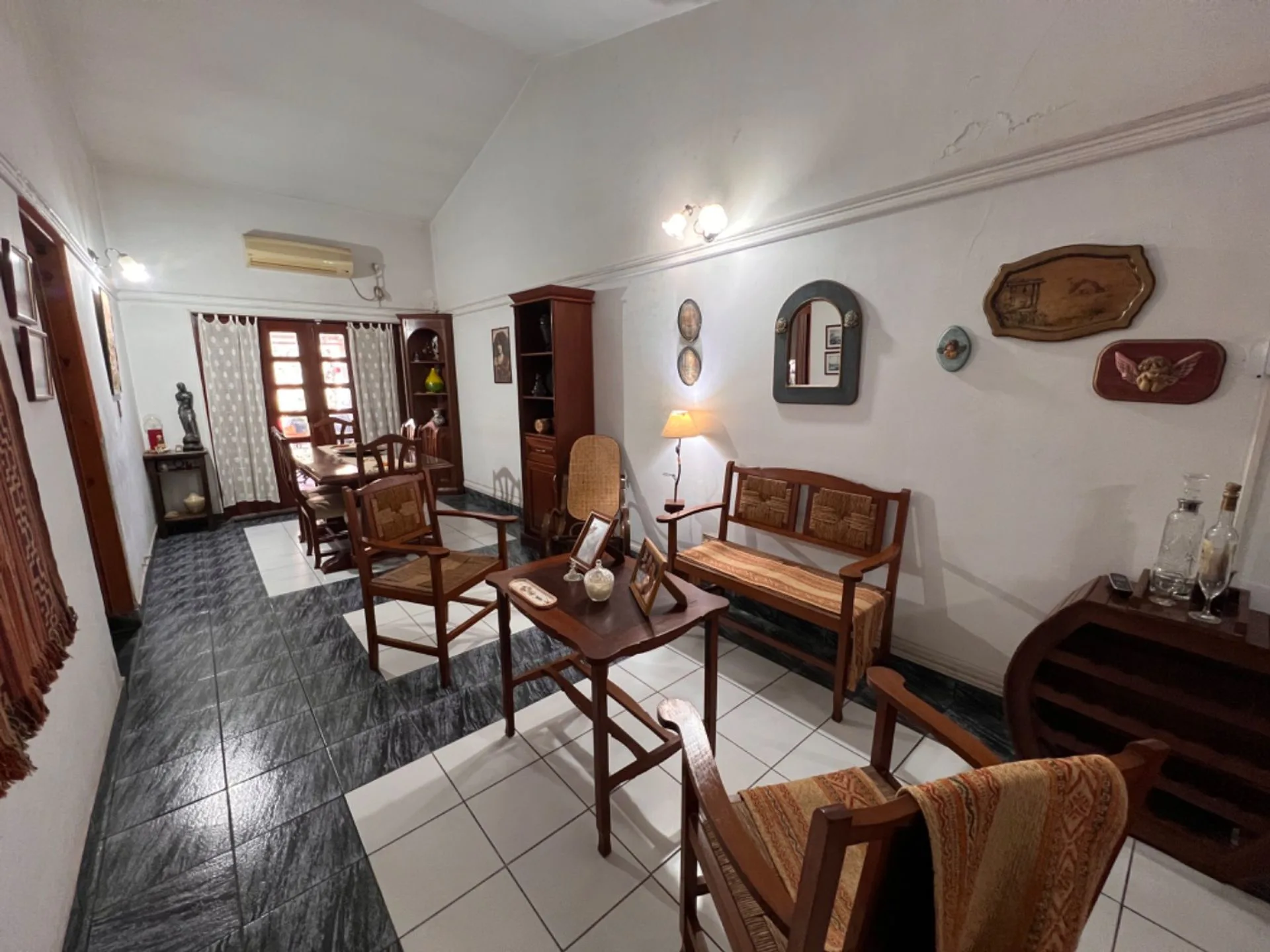 VENTA Casa 3 Dorm con Cochera Doble foto 5