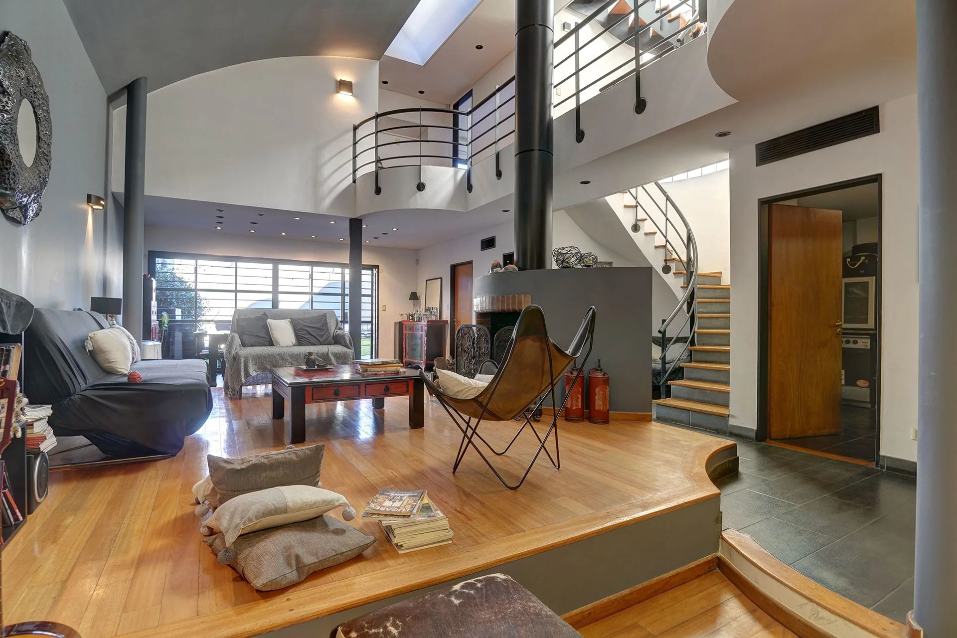 VENTA CASA LOTE PROPIO VILLA DEL PARQUE foto 3