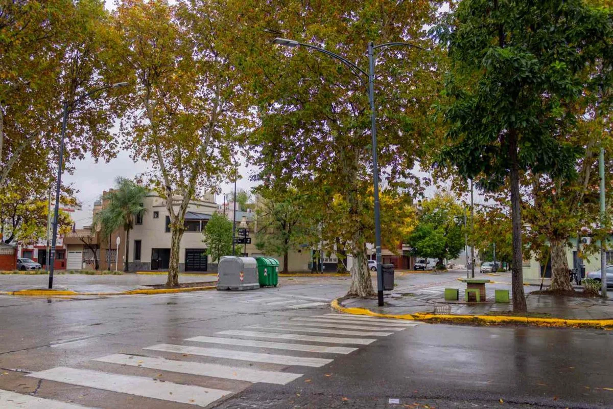 VENTA CASA 7 AMB LINIERS - EXCELENTE UBICACION foto 3