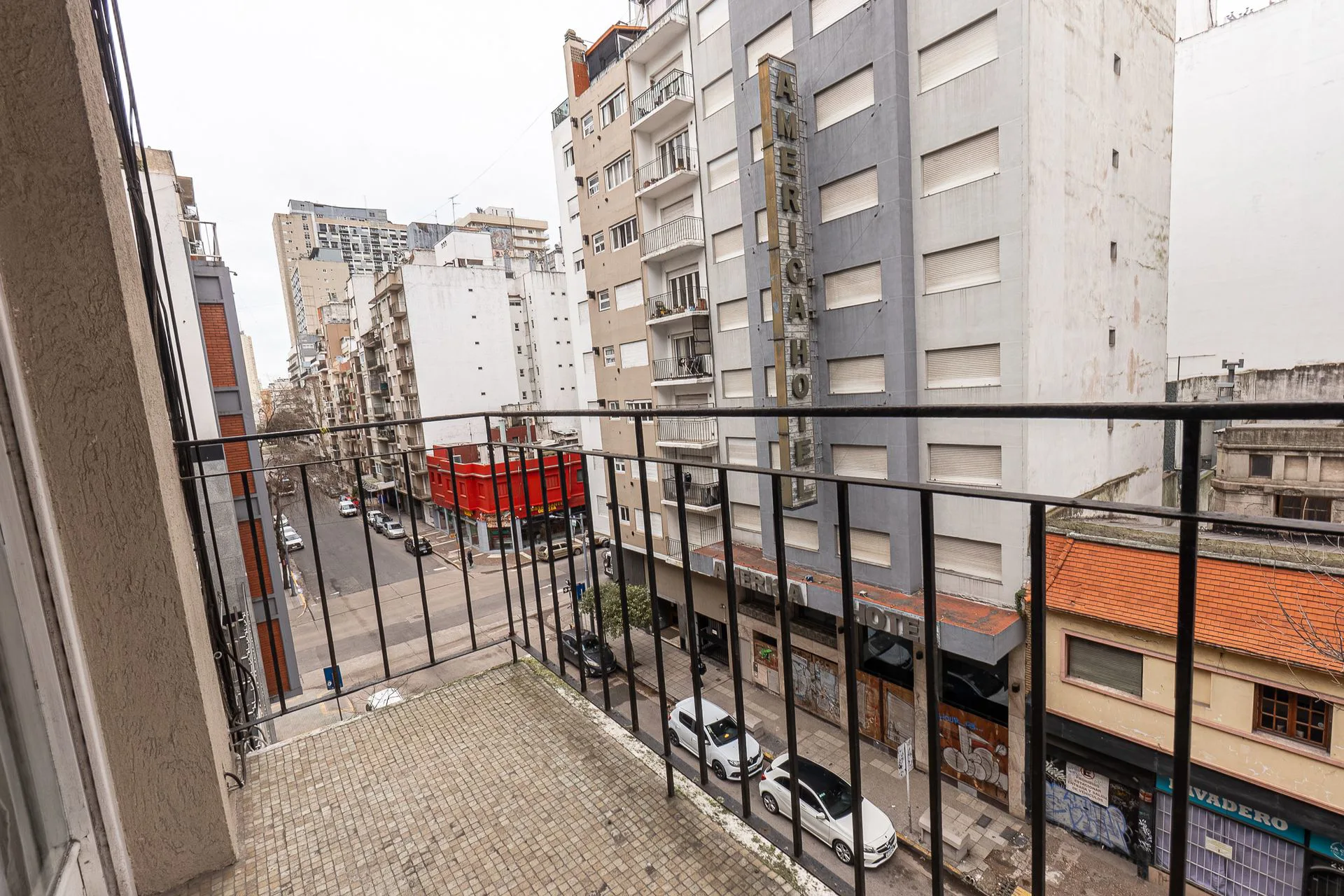VENTA DEPARTAMENTO 2 AMBIENTES CON DEP. CENTRO foto 3