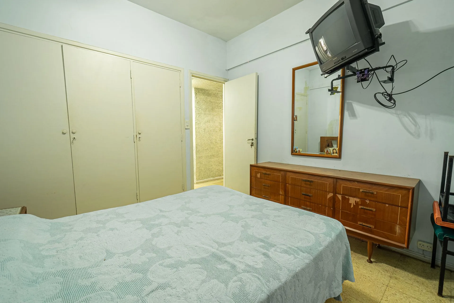 VENTA DEPARTAMENTO 2 AMBIENTES CON DEP. CENTRO foto 4