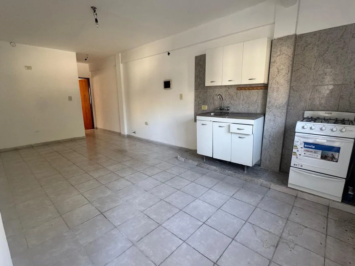 DEPARTAMENTO EN VENTA. 2 AMBIENTES VILLA LUZURIAGA