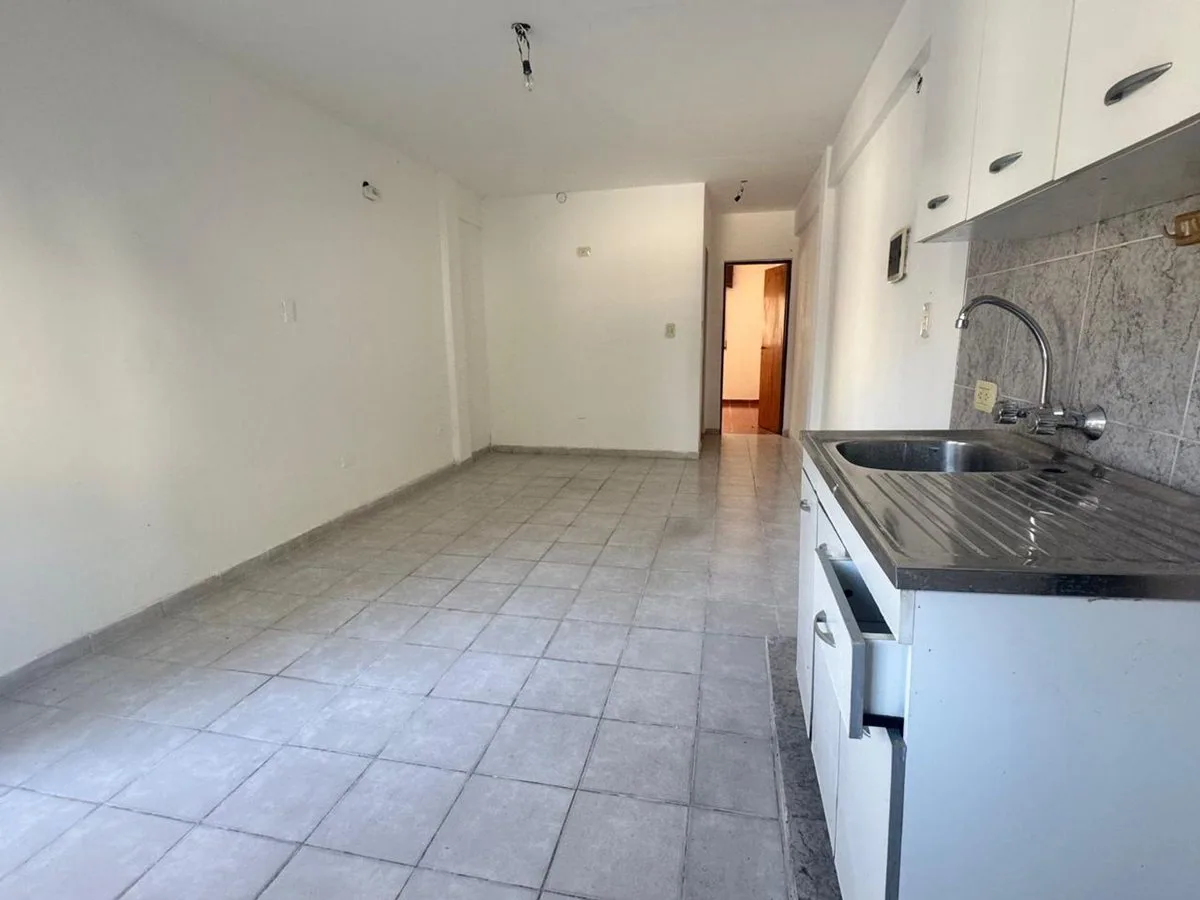 DEPARTAMENTO EN VENTA. 2 AMBIENTES VILLA LUZURIAGA foto 4