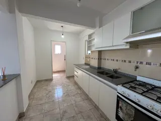 DEPARTAMENTO DE 2 AMBIENTES EN ALQUILER foto 2